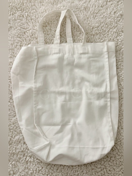 Gucci Handbags - Gucci White Canvas Cotton Tote Bag